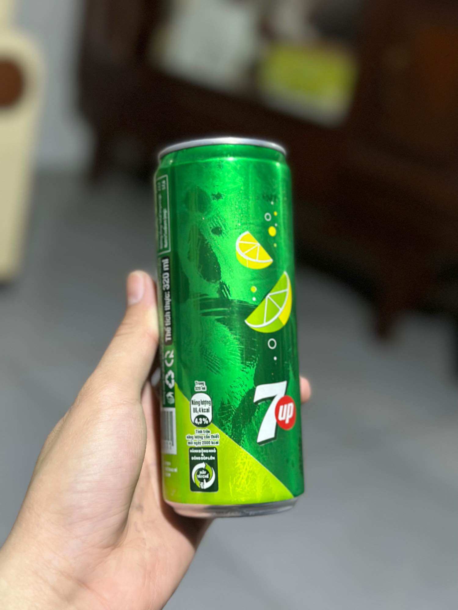 7Up Nước Giải Khát Có Gas 320ml - Date mới liên tục từ 2026