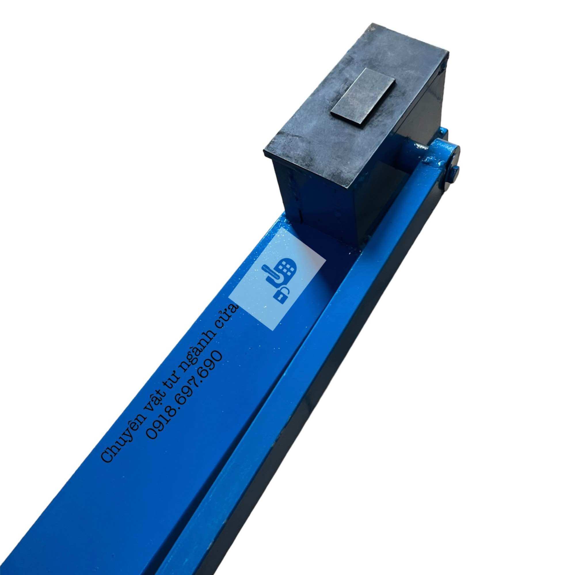 Máy dập tay bản lề cánh cửa tủ nhôm