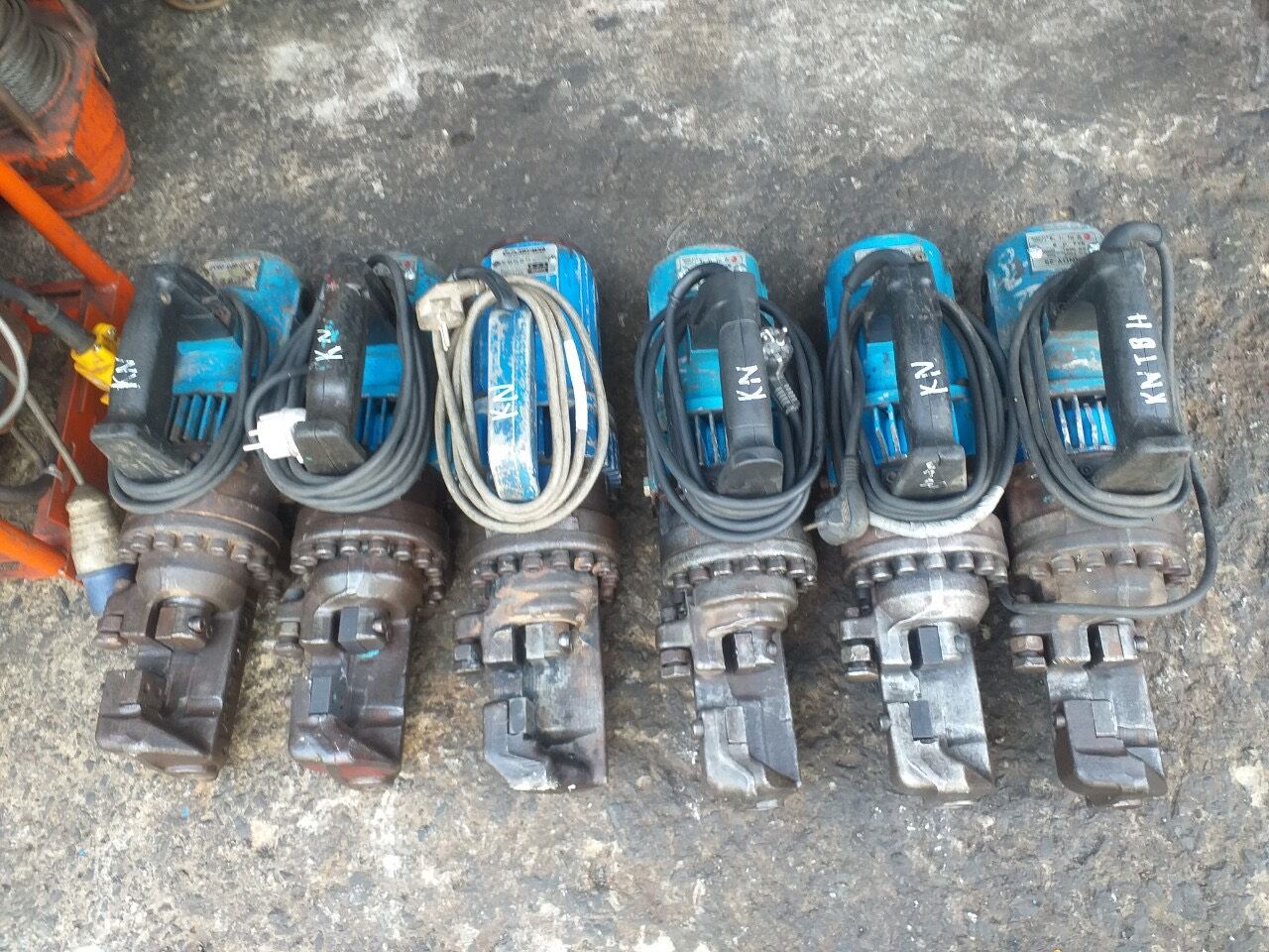 Máy Cắt Sắt Thủy Lực Cầm Tay Phi 25 Hàn Quốc ( cũ)