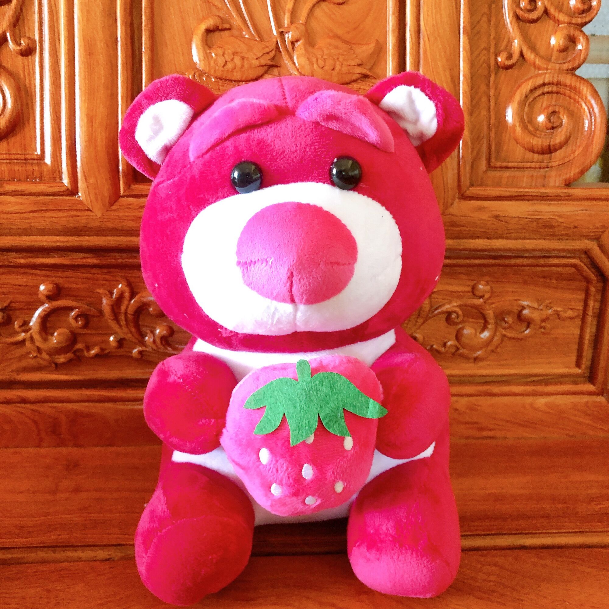 Gấu bông gấu dâu ngồi 28cm đáng yêu