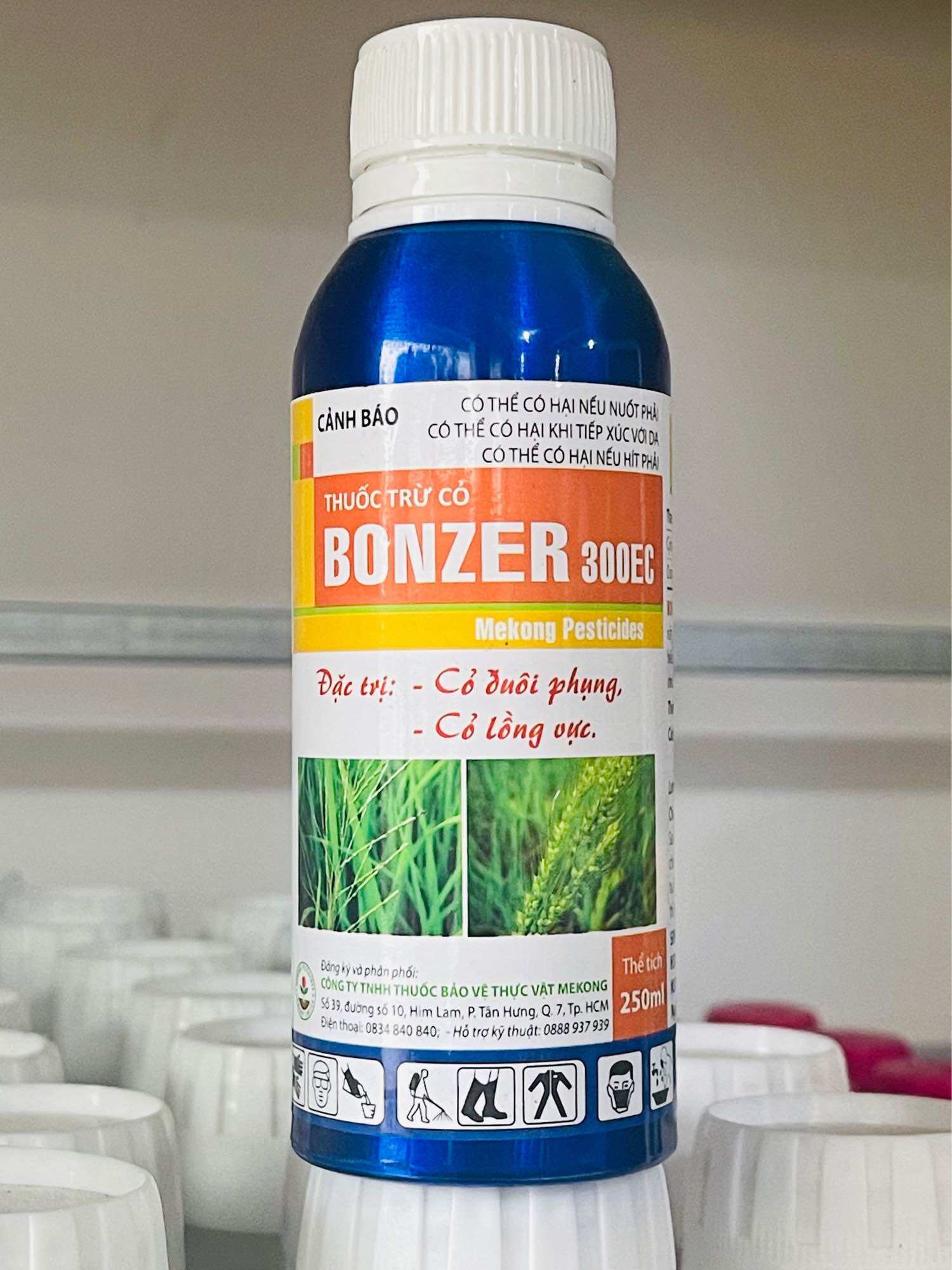  BONZER 300EC- ĐẶC TRỊ CỎ ĐUÔI PHỤNG,CỎ LỒNG VỰC 