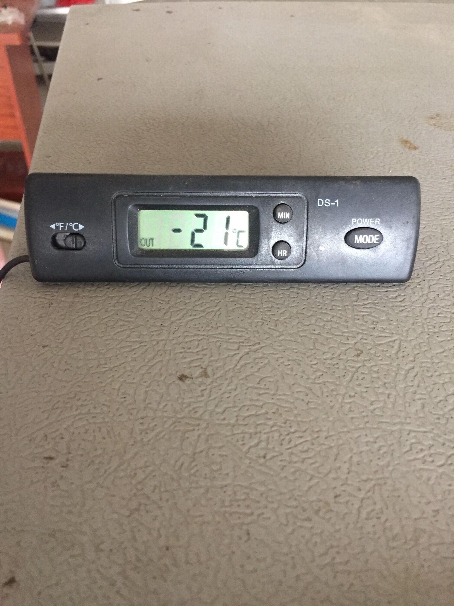 Tủ lạnh shap 170l