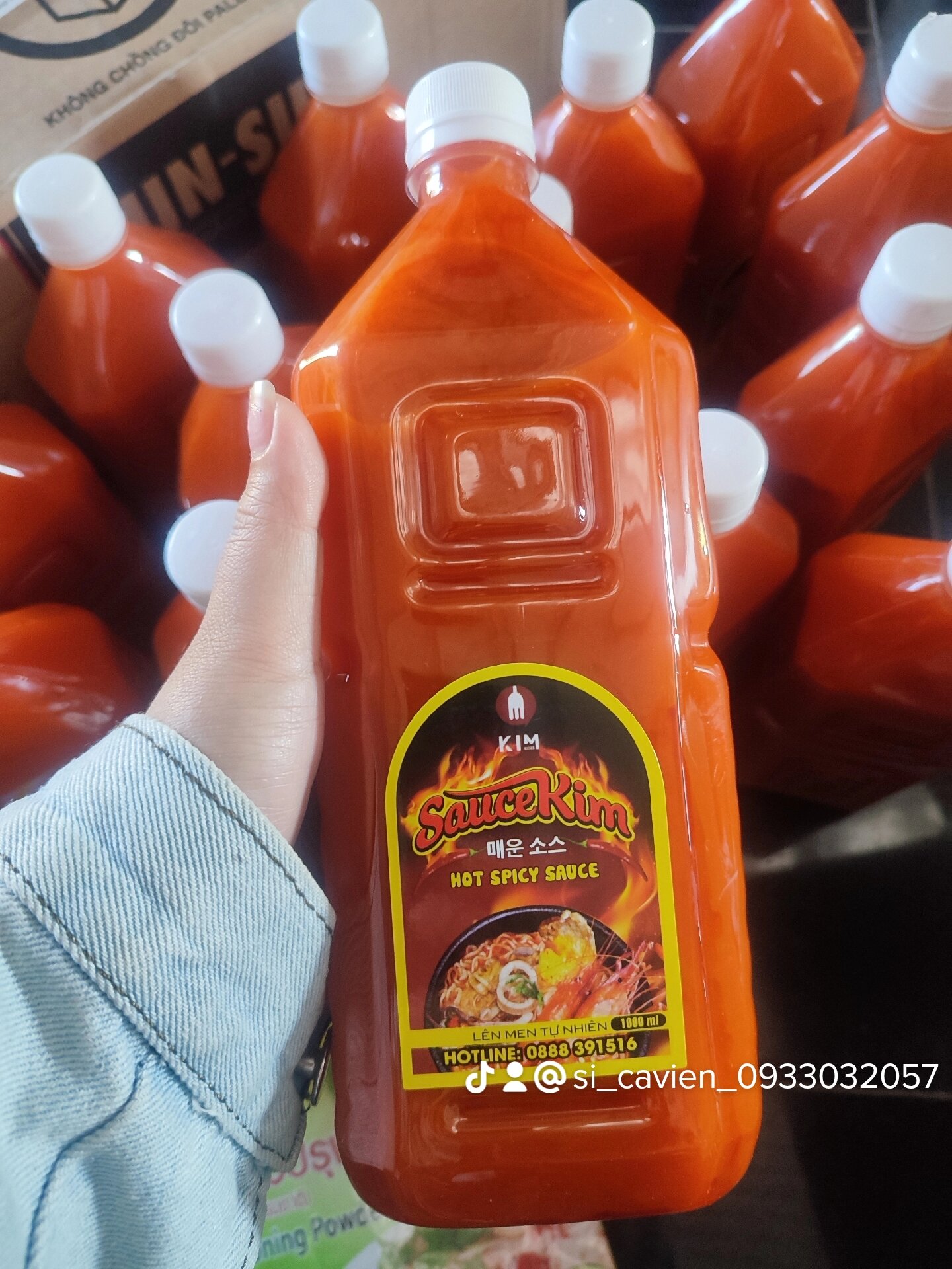 Sốt Ớt Chia Cấp Độ Mì Cay Hot Spicy (Chai 1000ml, 335ml)