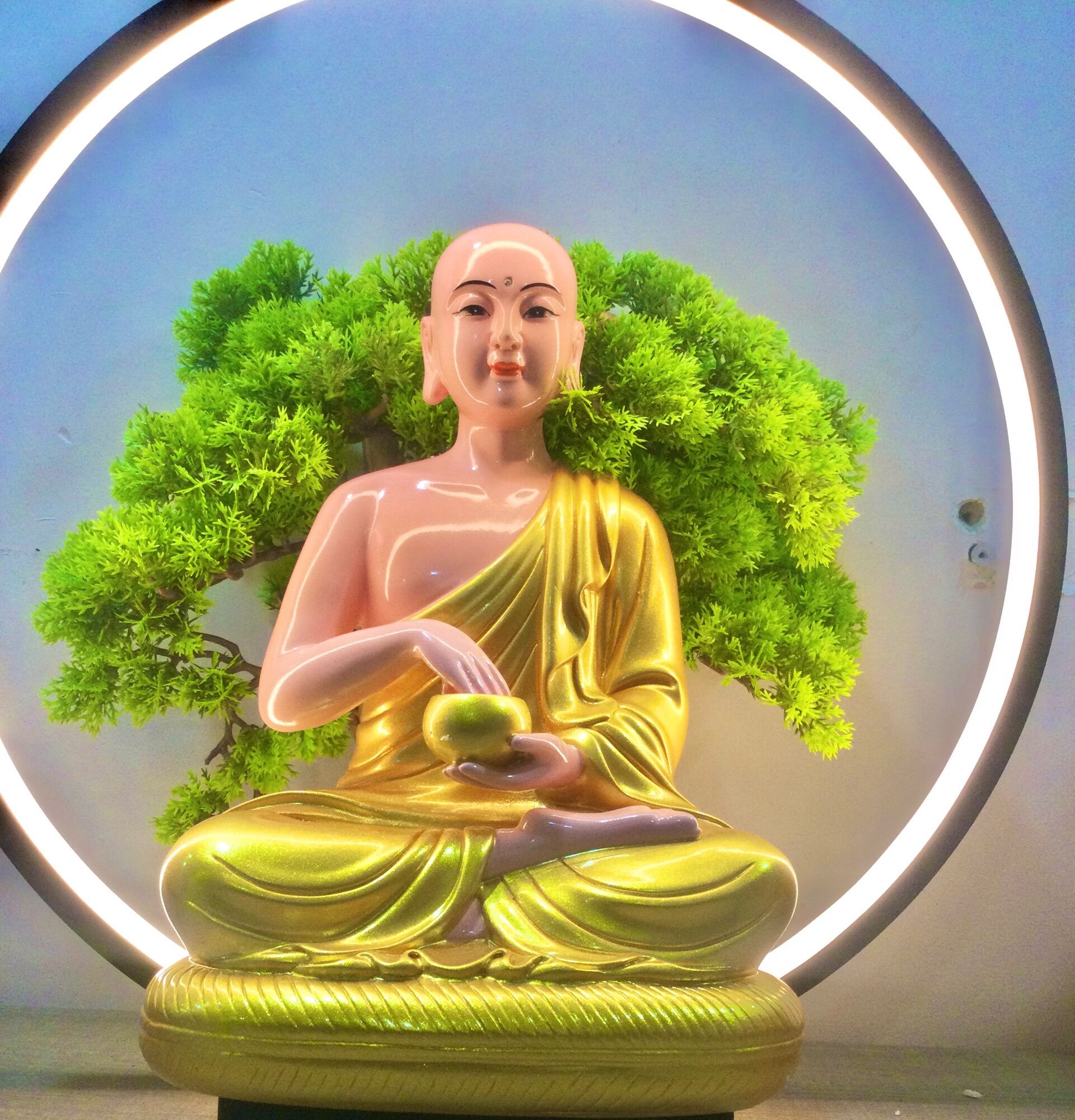 TÔN TƯỢNG SIVALY