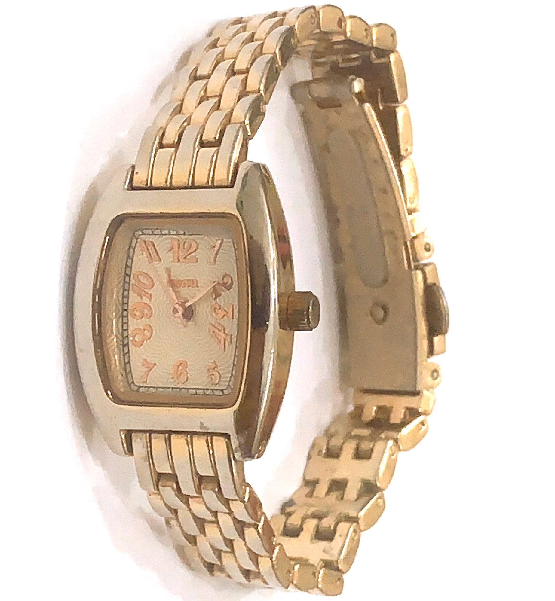 Đồng hồ nữ Si Nhật 🇯🇵 ,Hiệu beau.Mặt hình chữ nhật size 20*22.Dây zin theo máy.Máy Japan: bền đẹp,đeo đầm tay