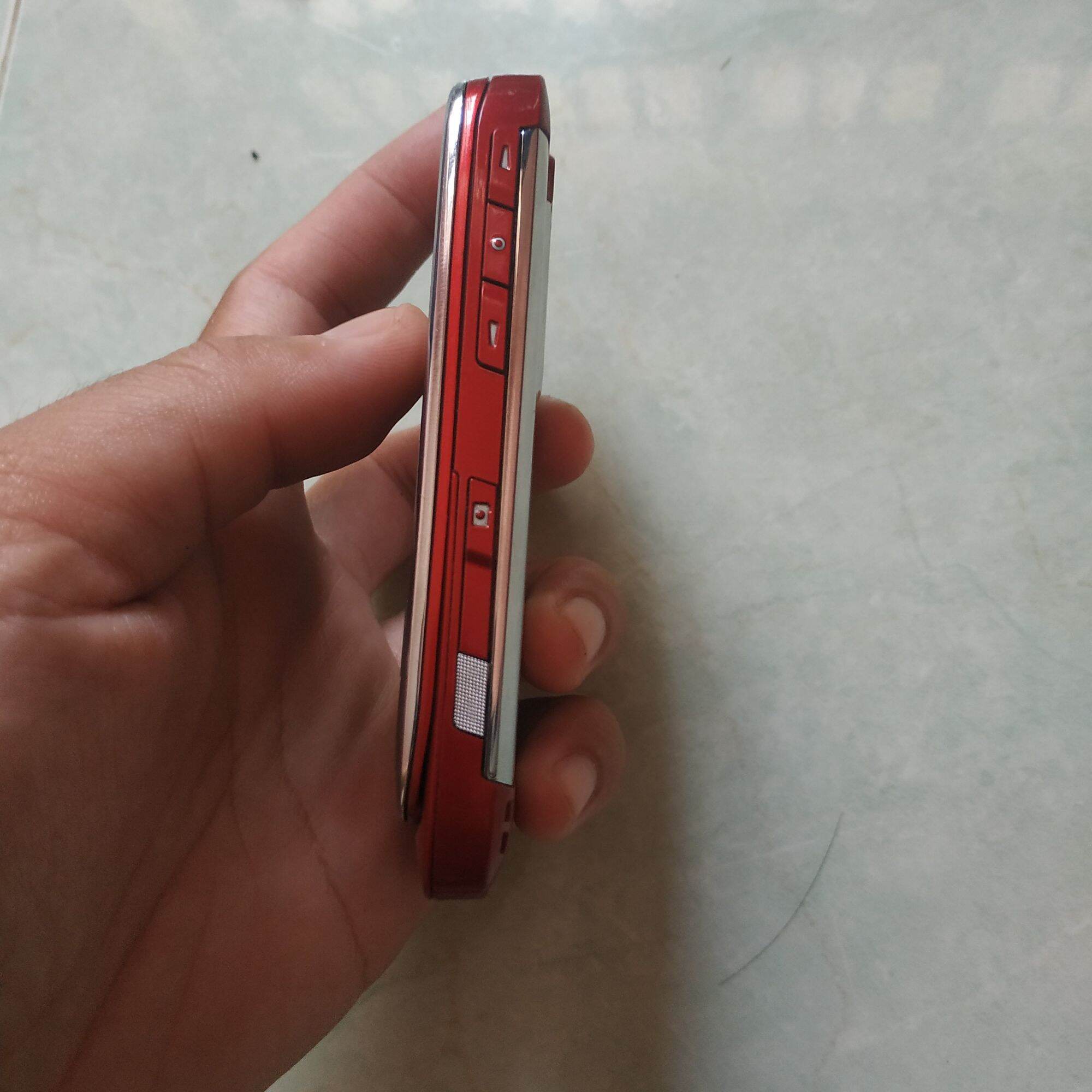 Điện thoại Nokia E66 nắp trượt chính hãng