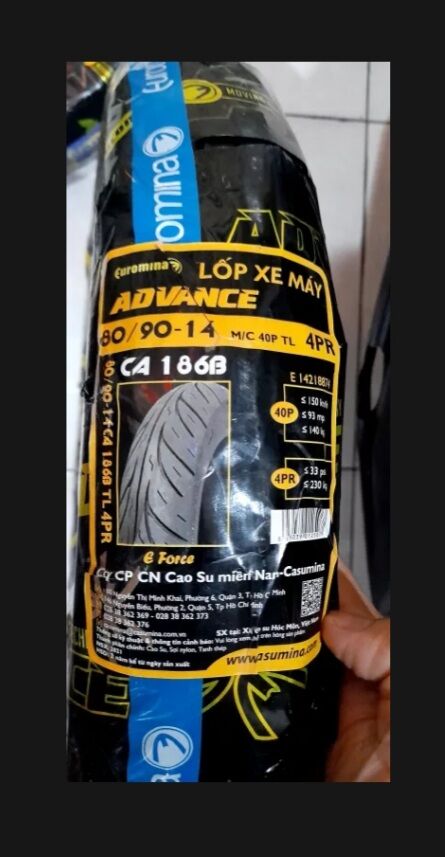 Lốp  80/90-14 trước  Airblade, Vision, janus.ko dùng săm.