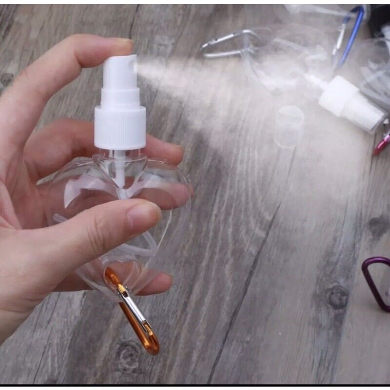 Chai Xịt Khuẩn Mini Móc Khoá 50ml Trái Tim Trong ( Tặng Sticker)