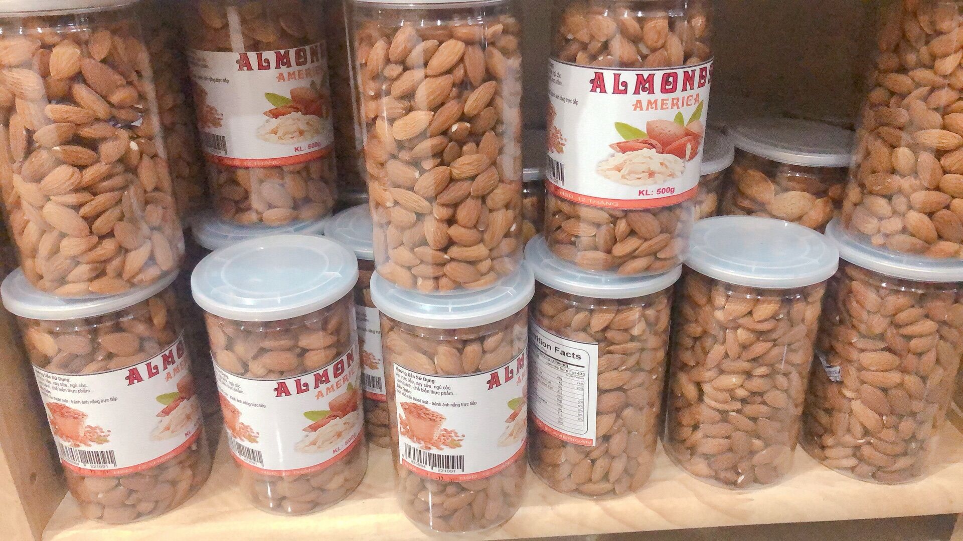 Hạnh nhân sấy nguyên vị Mỹ hộp 500gr