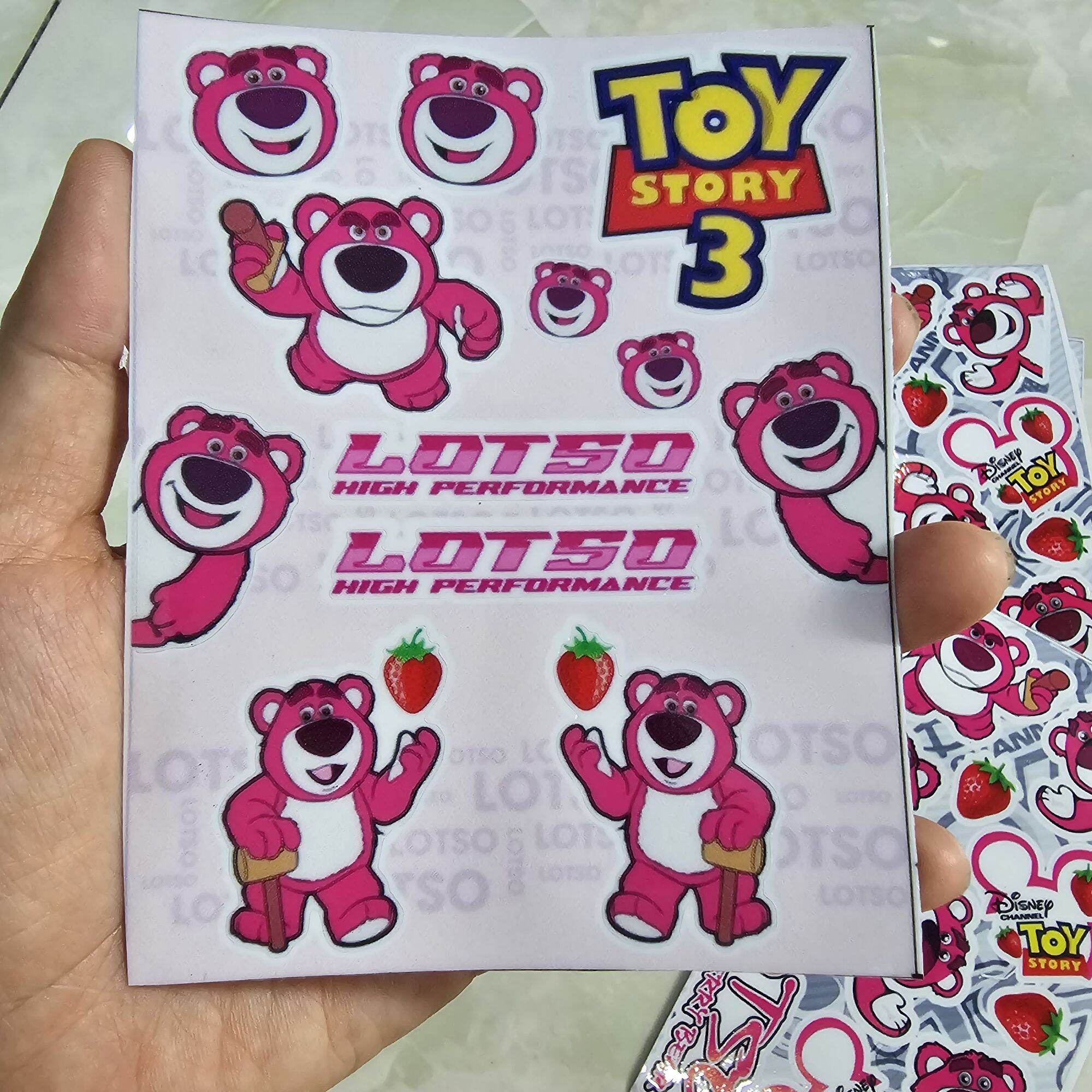 Tem logo sticket gấu dâu mini dán trang trí biển số xe máy
