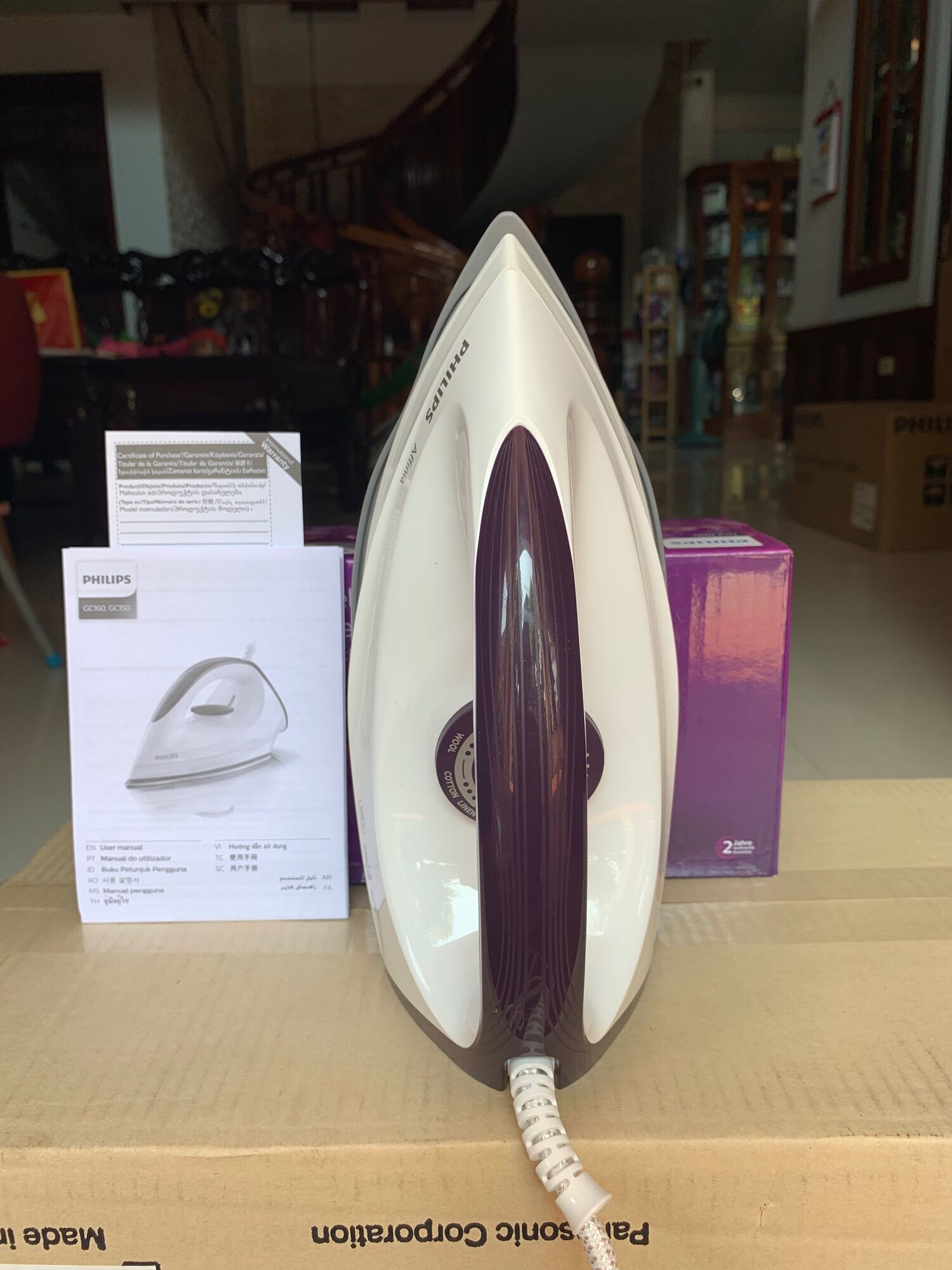 Bàn ủi Philips GC160