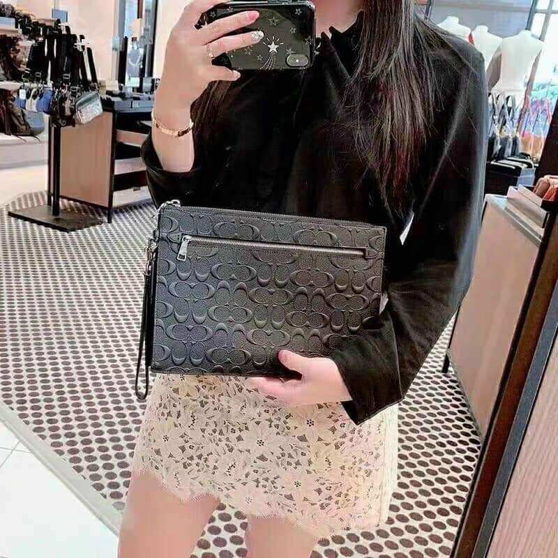 Ví c0ach cầm tay cực chất