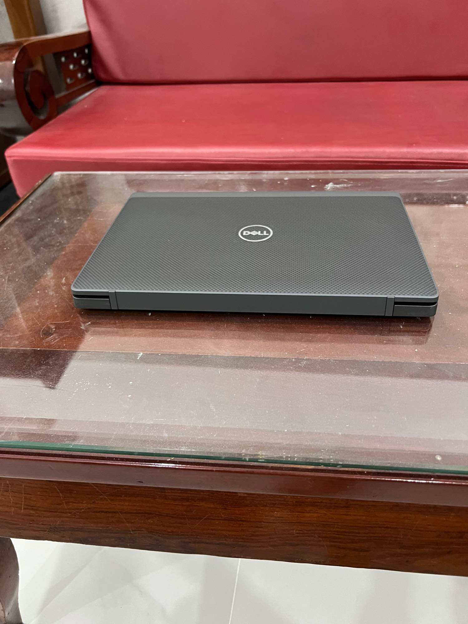 Laptop Dell Latitude E7400 Core i5 8265U Ram 8G SSD 256G Màn hình 14” Full HD
