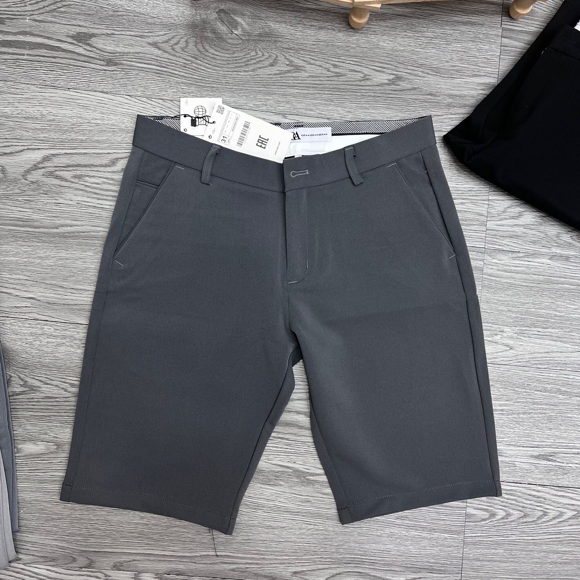 Quần Short Nam Tây Âu chất vải 4 chiều