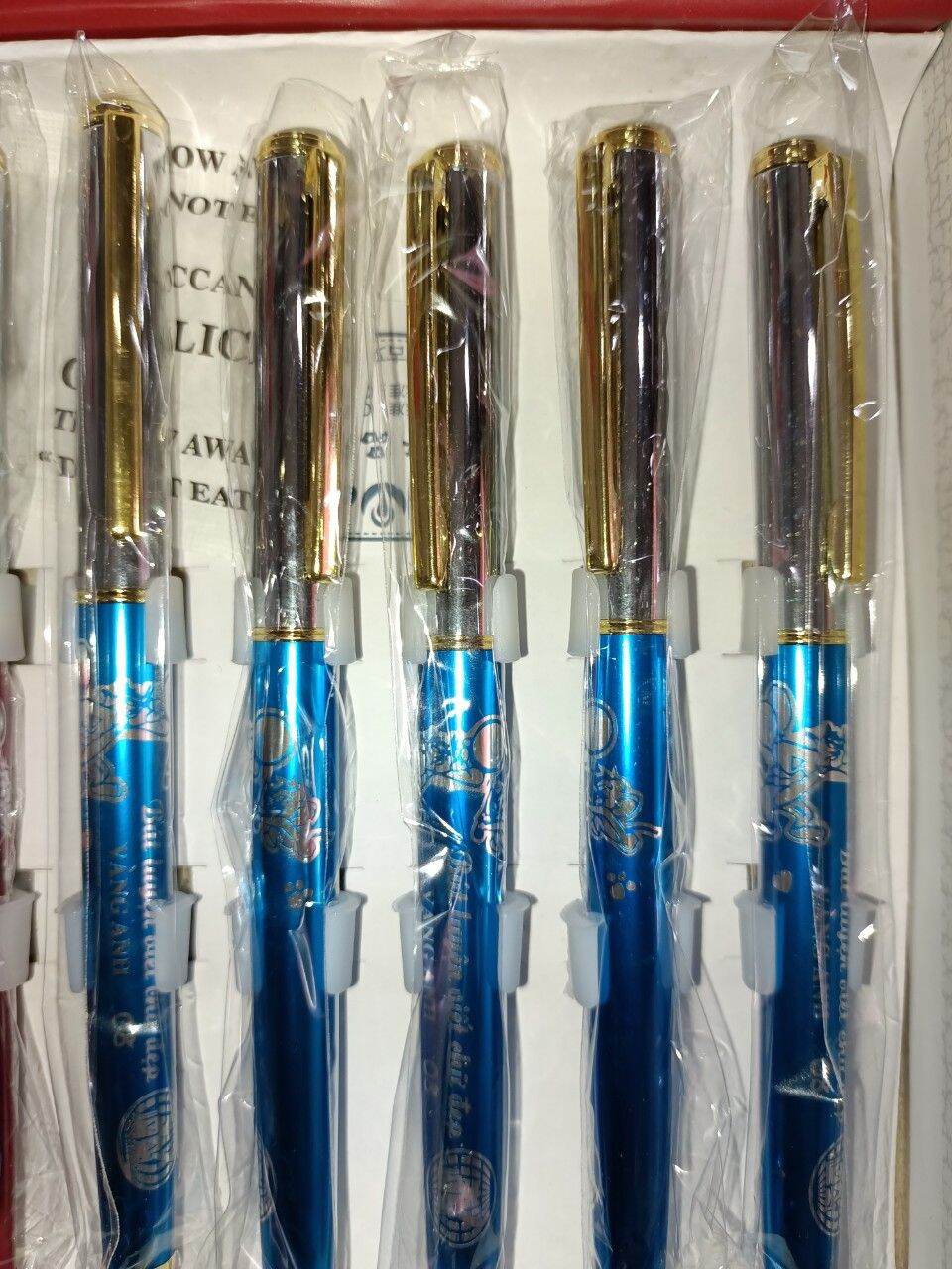 bút máy bơm mực Vàng Anh 08