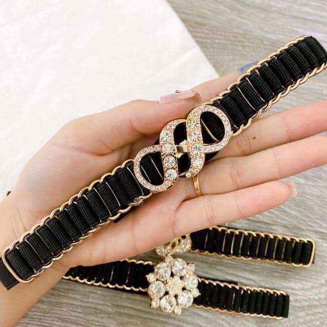 Đai váy xếp ly màu đen
