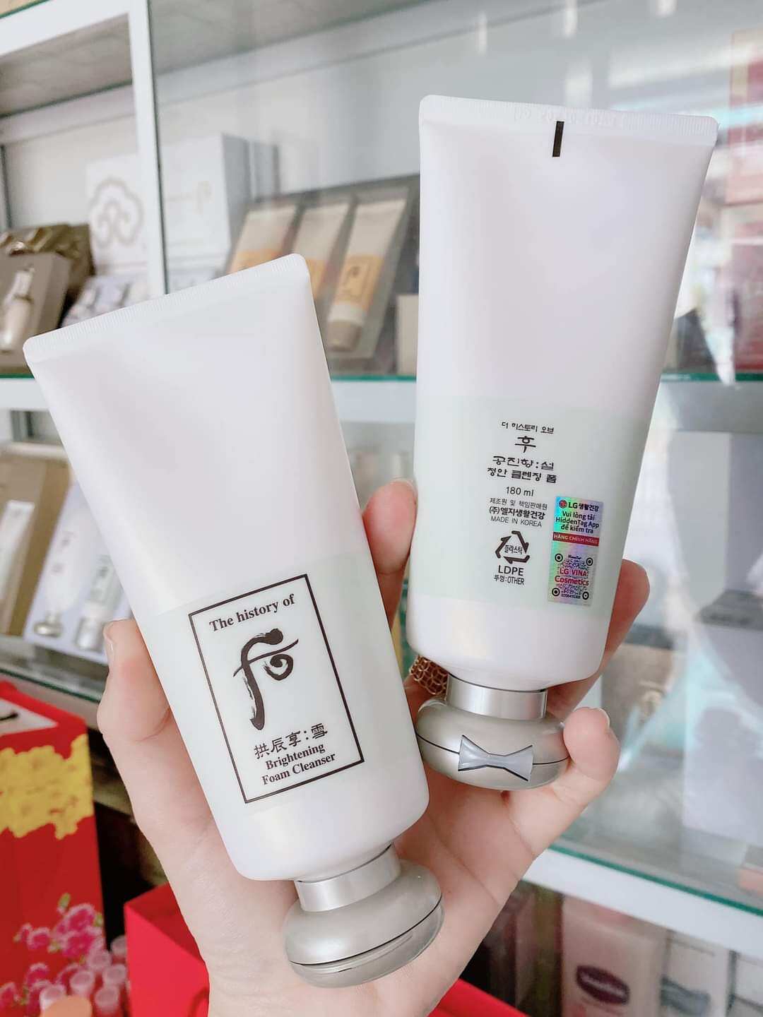 Sữa rửa mặt trắng da whoo brightening foam cleanser 180ml