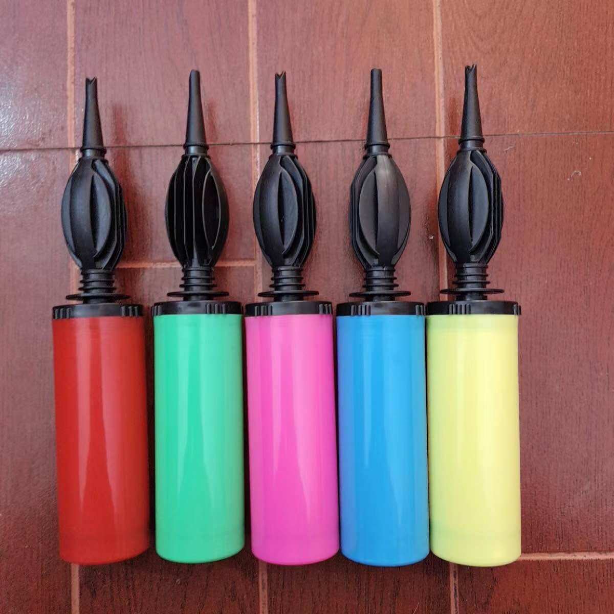 Dụng cụ bơm bóng bằng tay