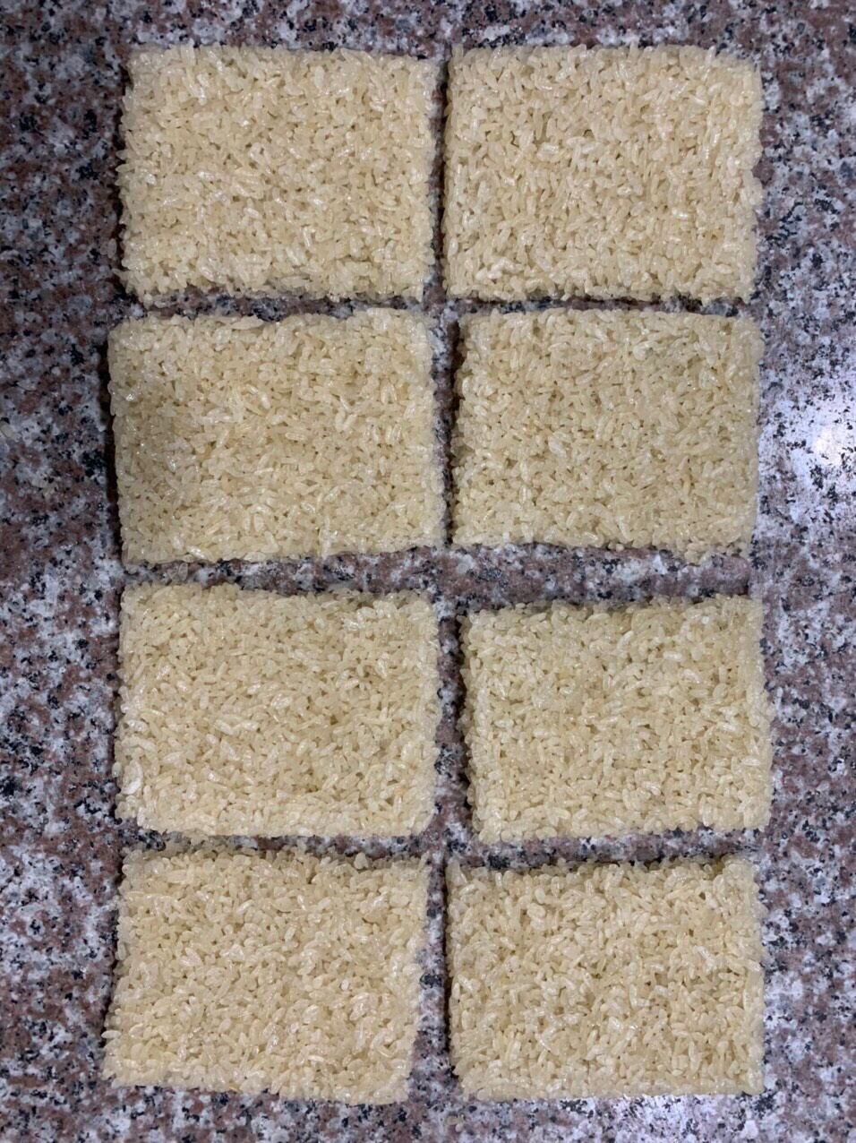 Cơm cháy chưa chiên 1kg 69k