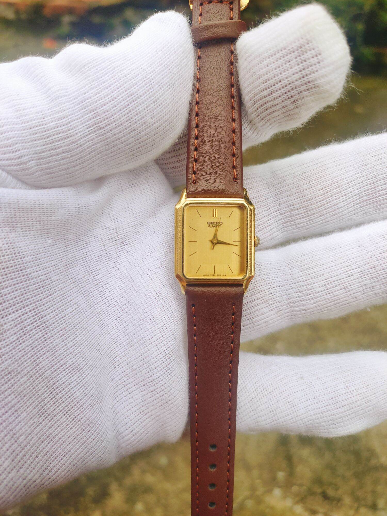 Đồng hồ seiko tank vàng toàn thân, mặt vàng cát cực đẹp, size mặt 22mm thumbnail