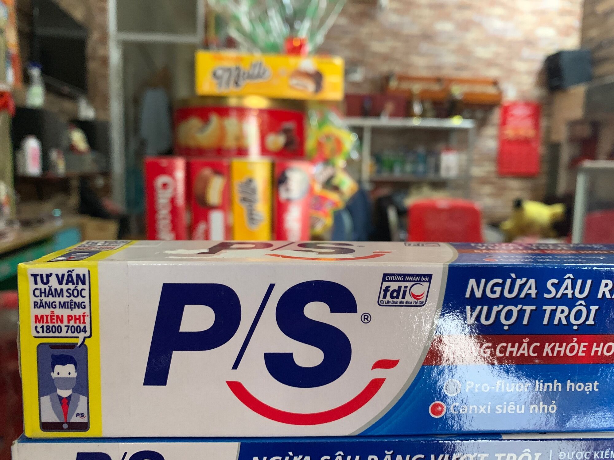 Kem đánh răng P/S ngừa sâu răng vượt trội 180gr