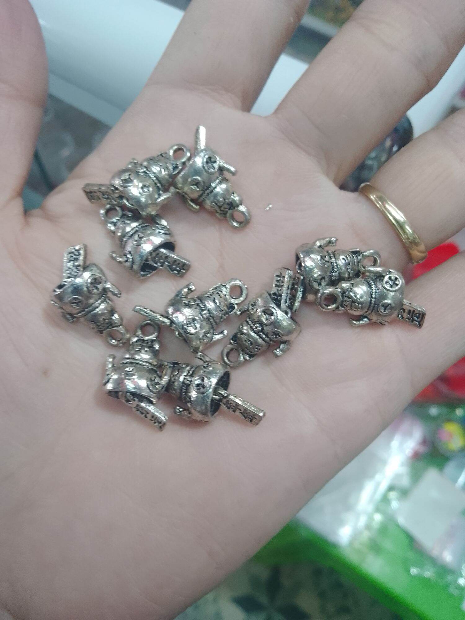 Charm mèo thần tài xi bạc