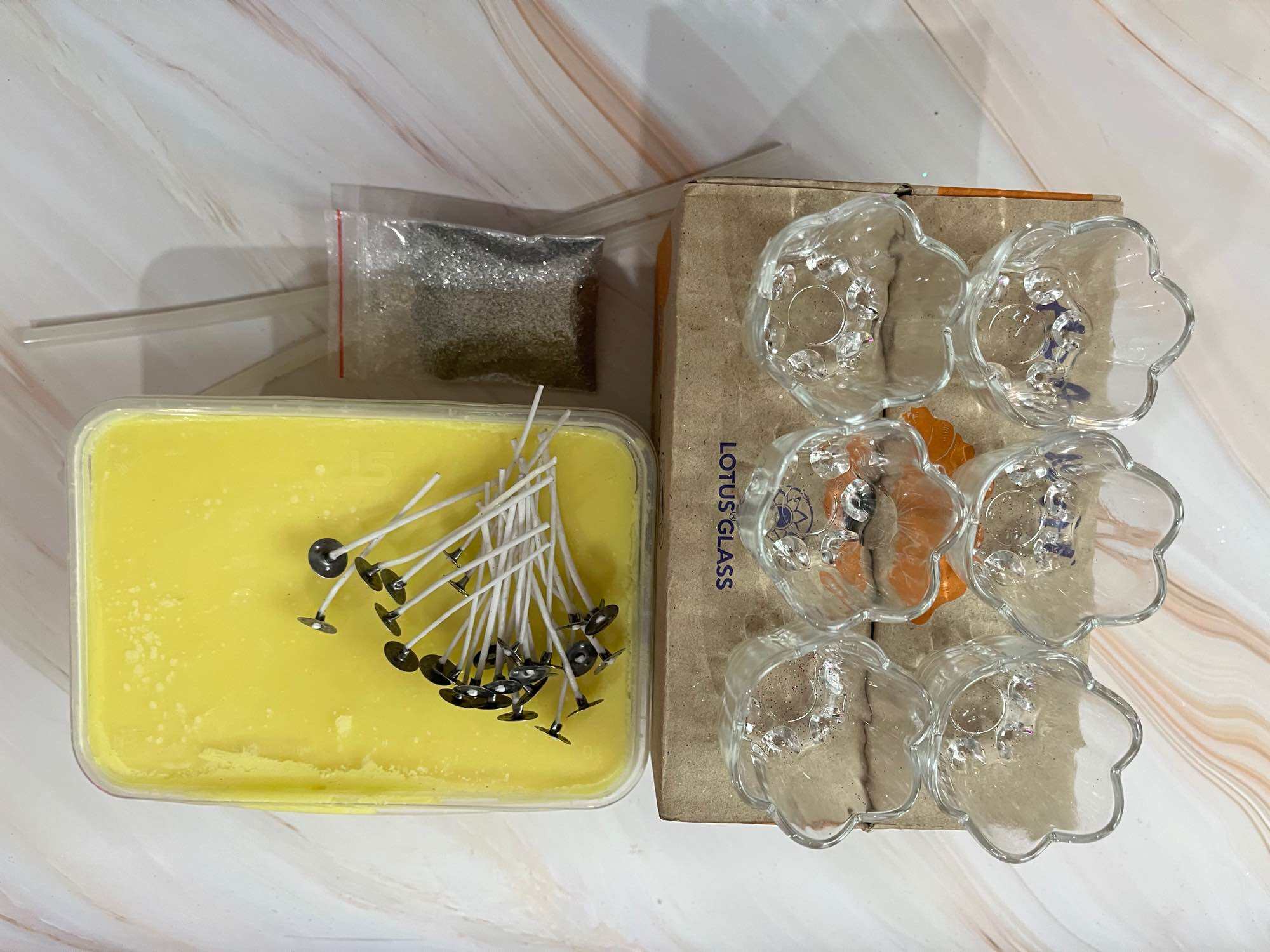 Combo 36 ly hoa mai nến bơ vàng( đầy đủ nguyên liệu làm nến )