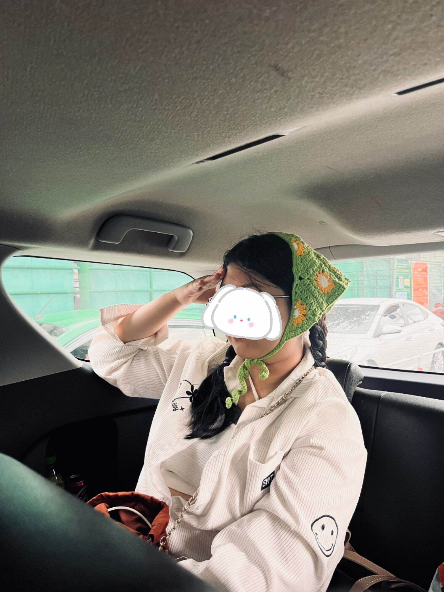 Phụ kiện tóc khăn Bandana bằng len handmade