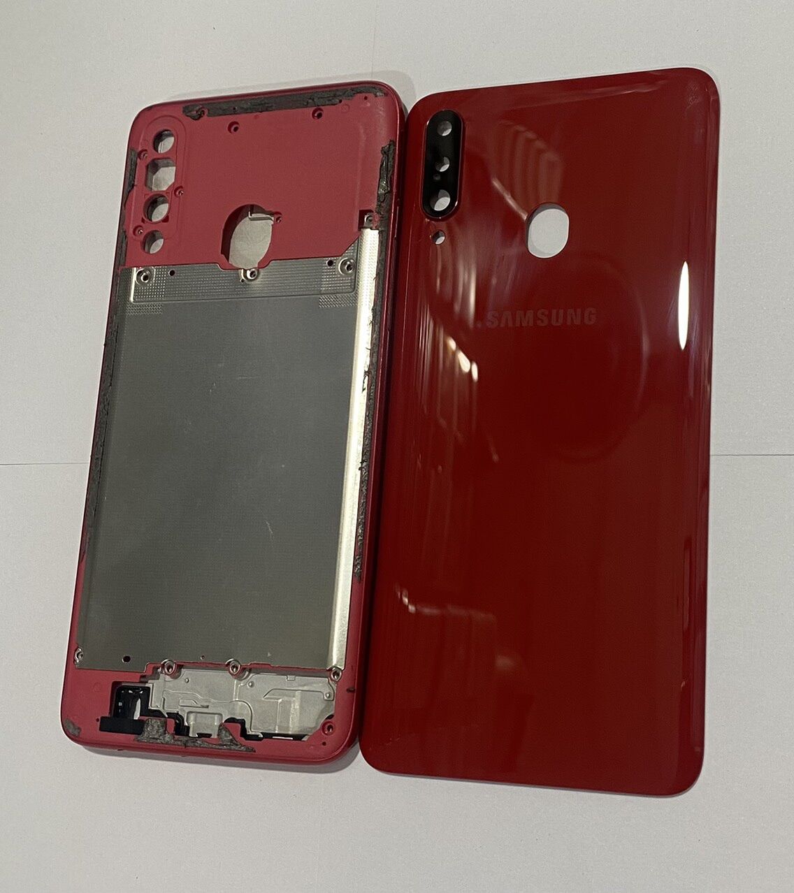 Vỏ SS A20S / samsung a20s có kính camera sau, khay sim zin new