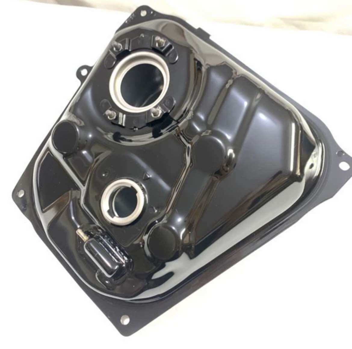 Bình xăng Future 125 FI chính hãng Honda (Có lỗ thông hơi)