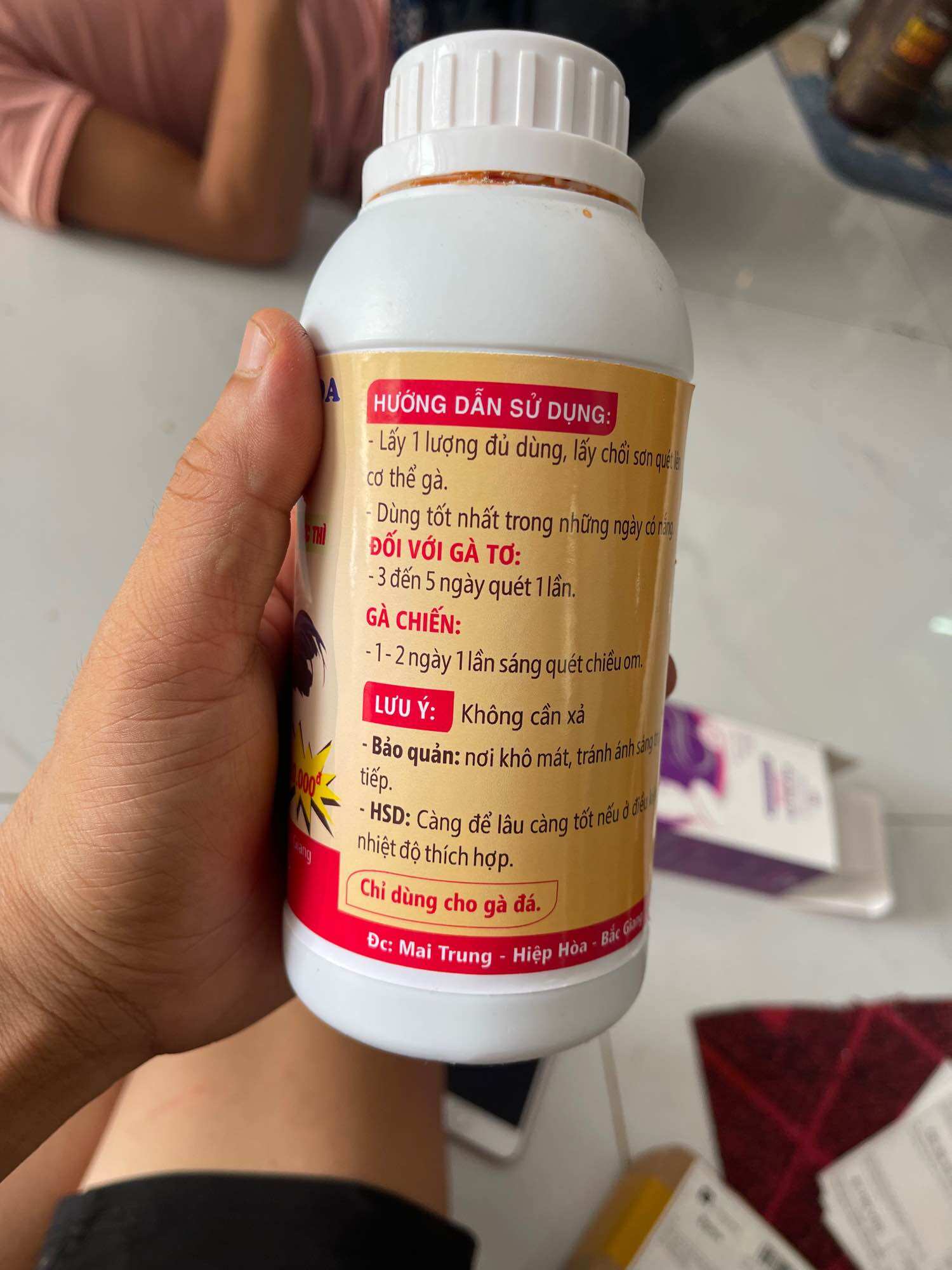 Chai om dai da Thư Hùng cho gà chọi