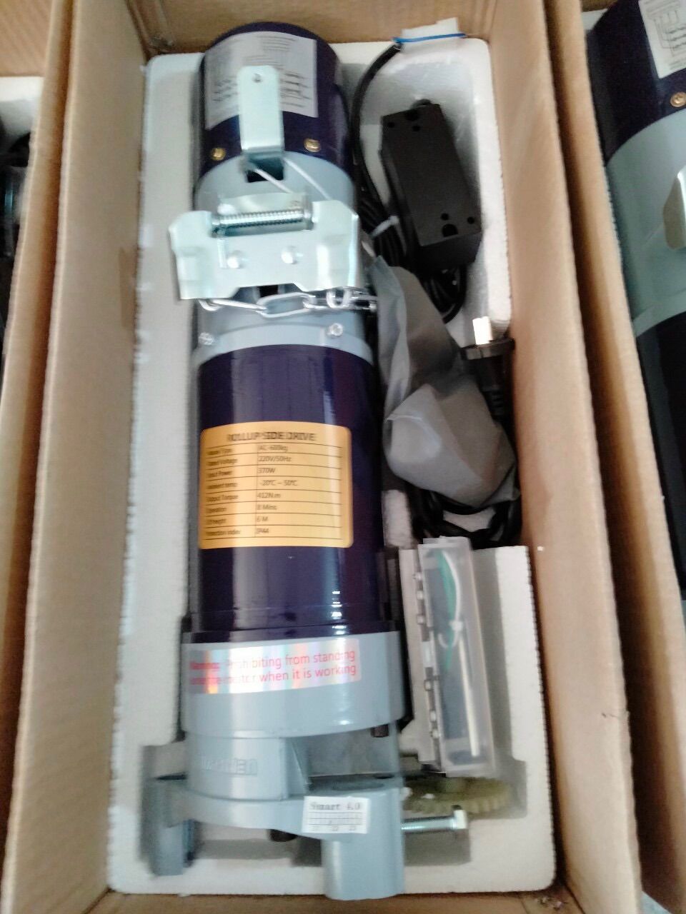 Mô tơ cửa cuốn AC 500kg