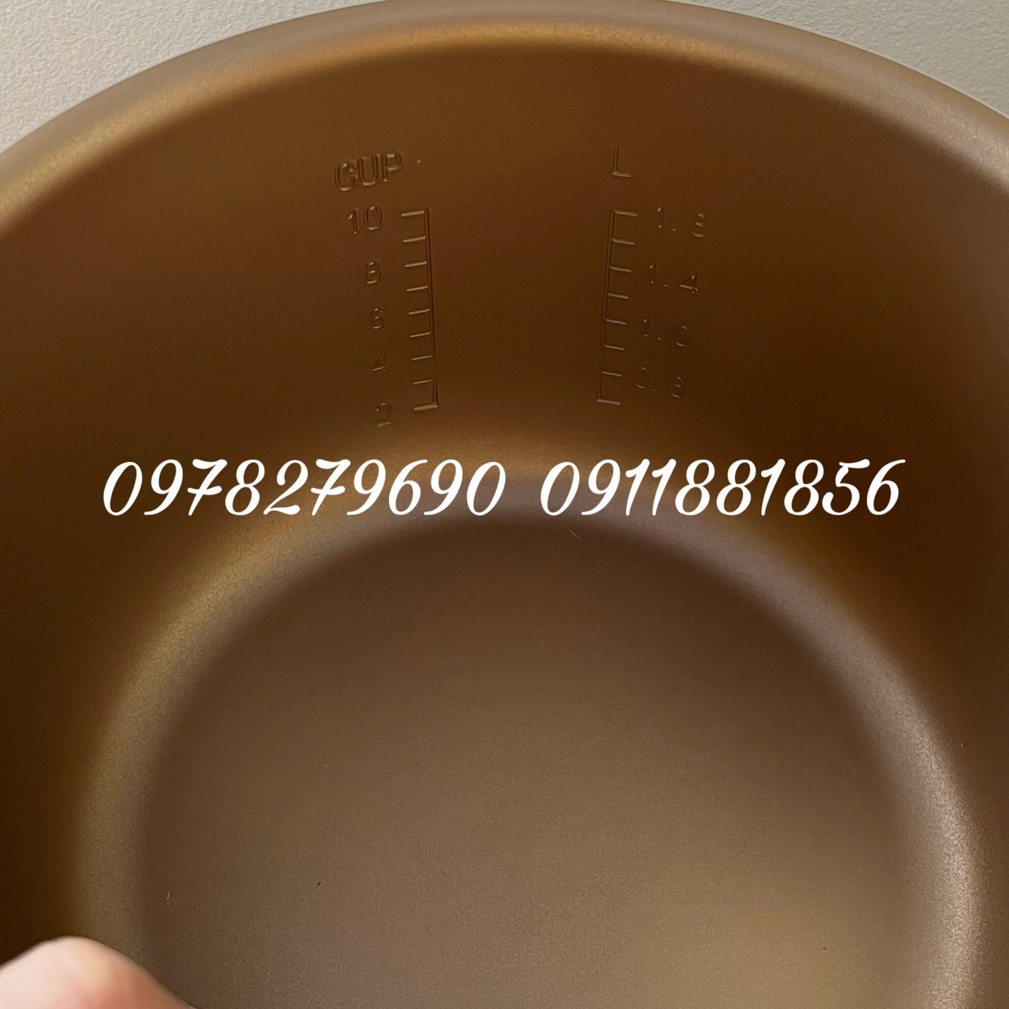 Ruột Nồi cơm điện tử Sunhouse mama 1.8 lít SHD8903