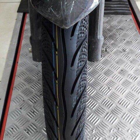 vỏ maxxis 80/90-14 hoặc 90/90-14