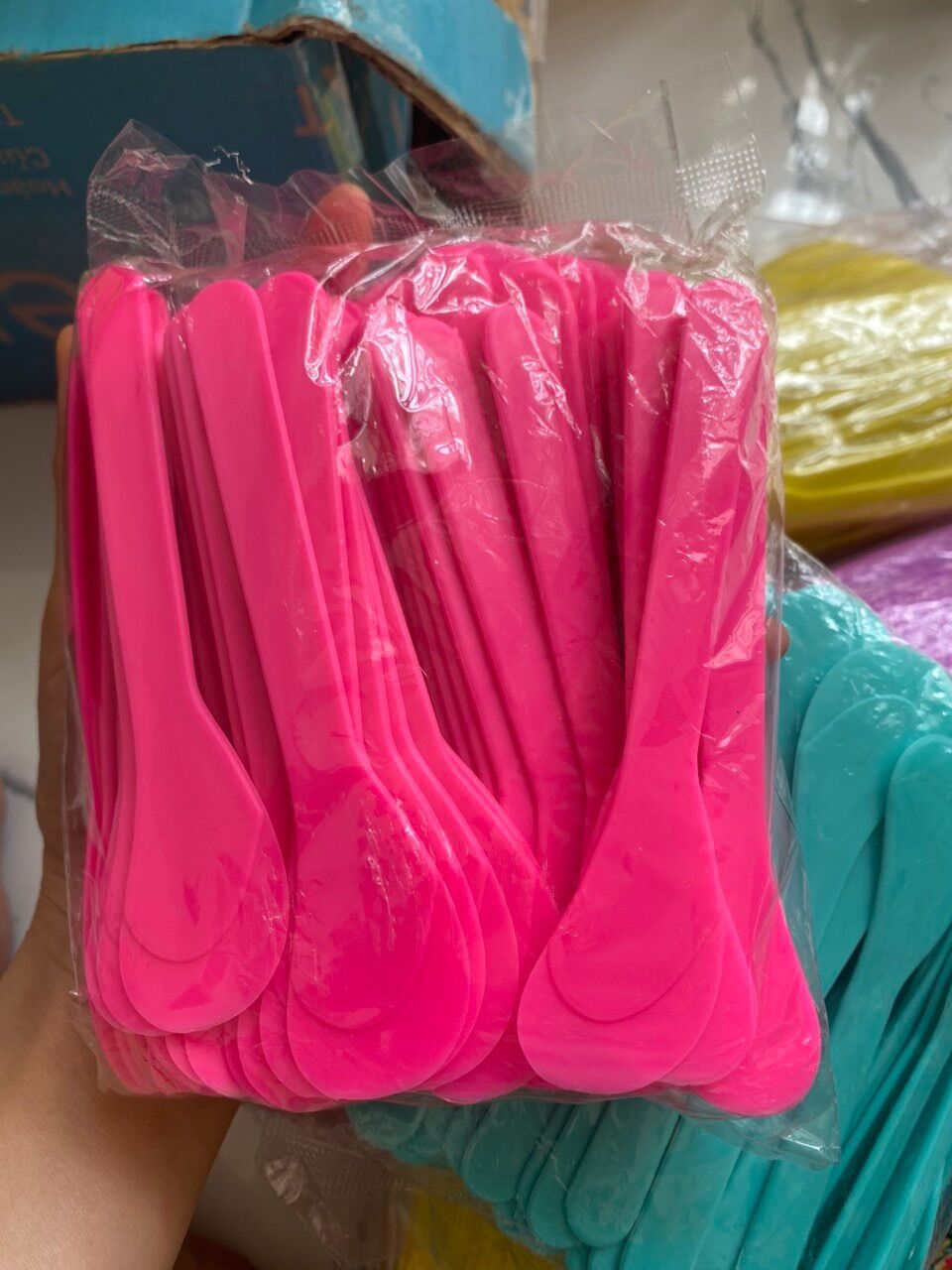 Muỗng múc kem [màu hồng đục]