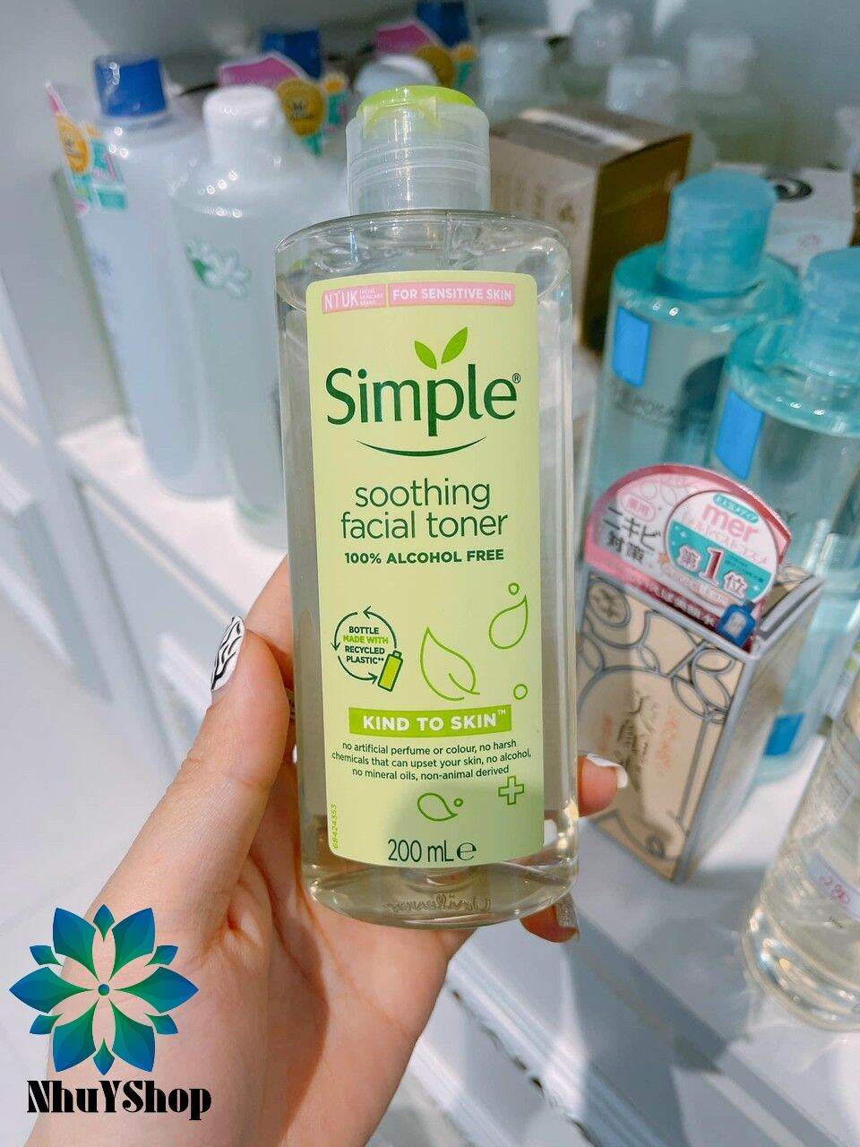 Toner nước hoa hồng Simple 200ml