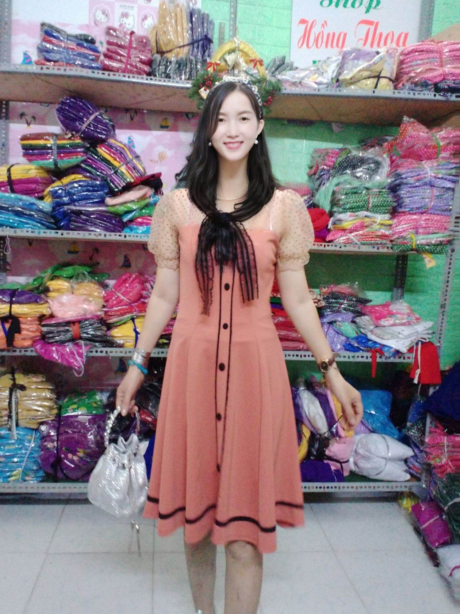 Đầm thiết kế tiểu thư