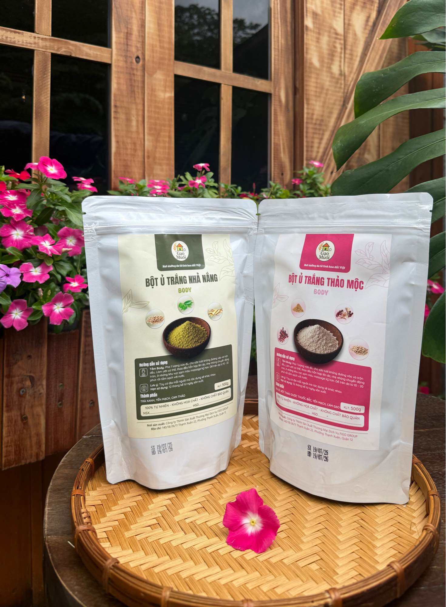 COMBO BỘT Ủ TRẮNG NHẢ NẮNG BODY VÀ BỘT Ủ TRẮNG THẢO MỘC BODY -Trắng Da -Dưỡng Ẩm Mịn Da- Chống Lão hoá