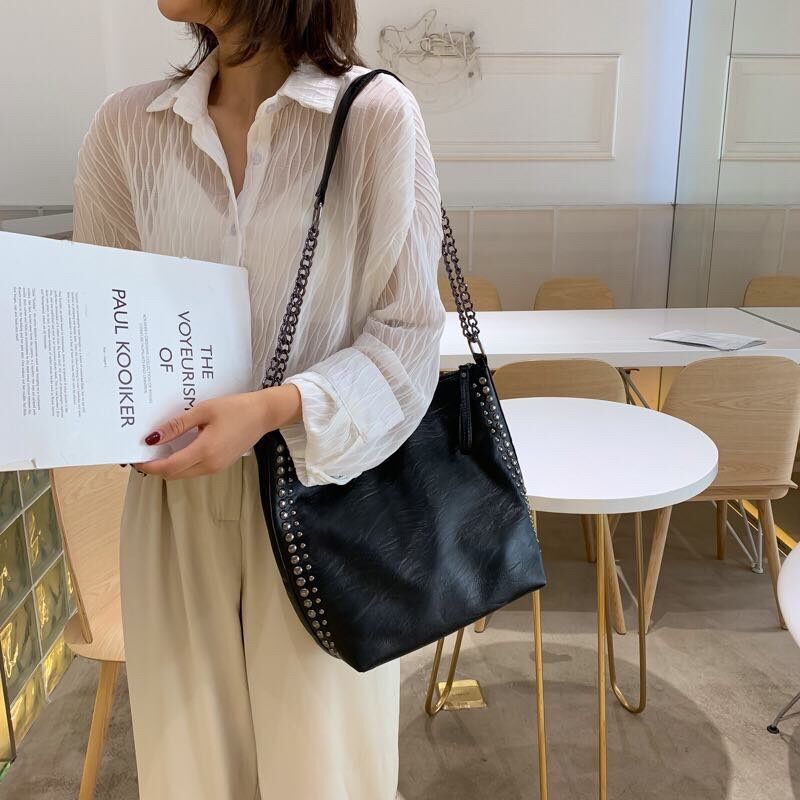 [HCM]Túi công sở da đinh siêu đẹp.