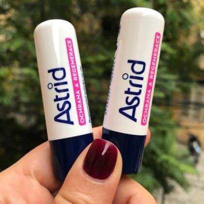 SON DƯỠNG MÔI MỠ HƯƠU ASTRID 4,7g (Size To)