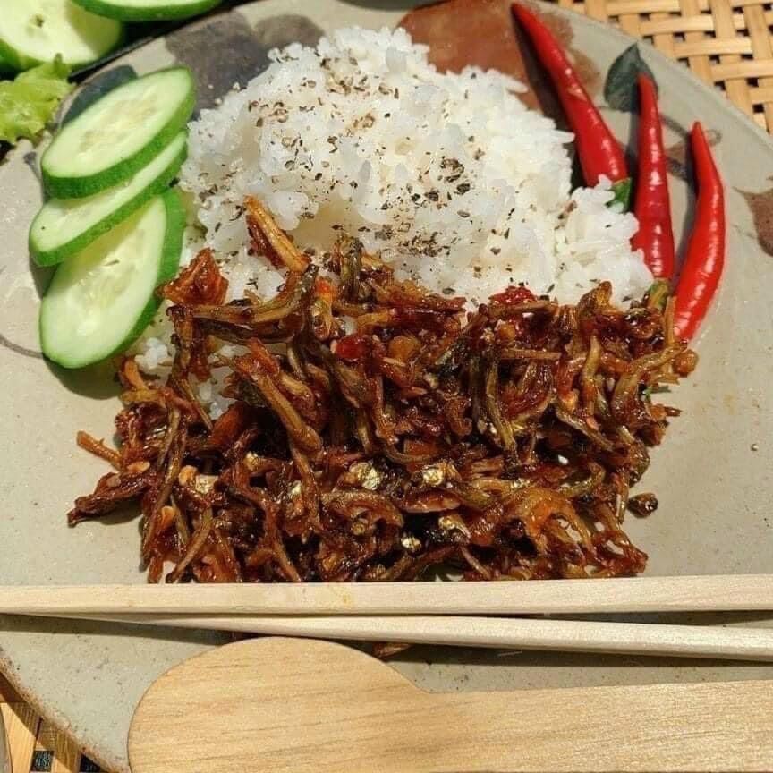 Cá Cơm rim mắm tỏi ớt Cực Ngon 250G