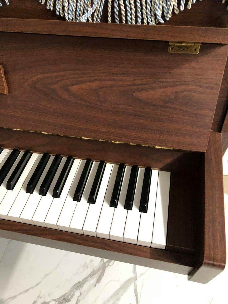 Piano Yamaha MC101