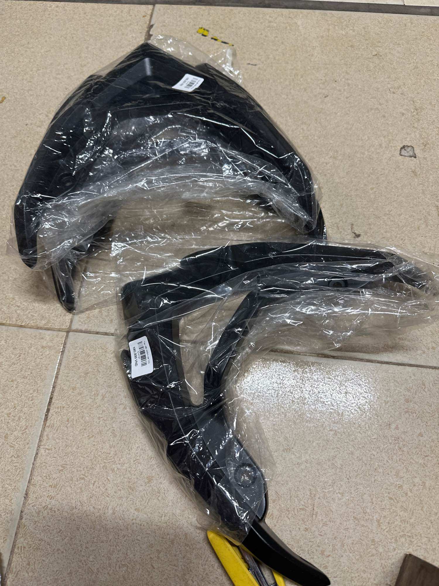 Tay Dắt Xe Điện  M133 ( màu đen )