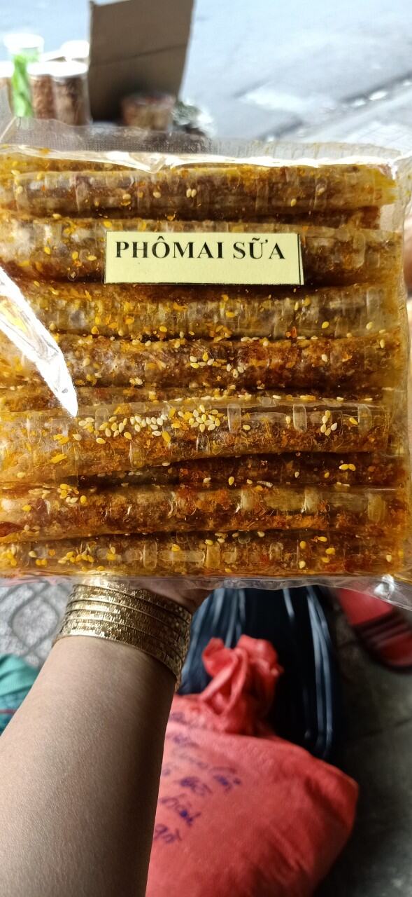 1 bịch 500gr cuộn Phô Mai Sữa