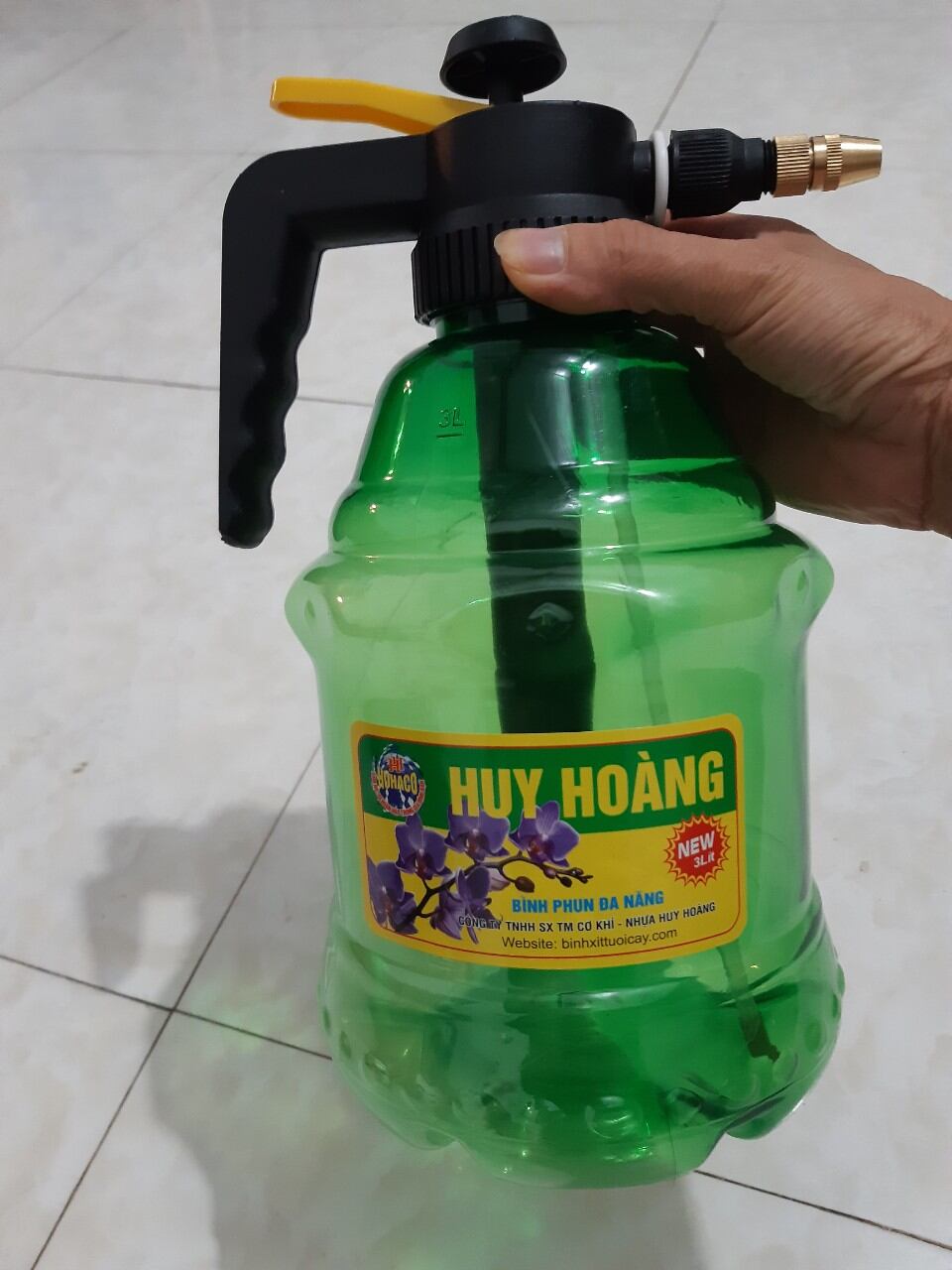 BÌNH xịt tưới cây phun sương 3 lít