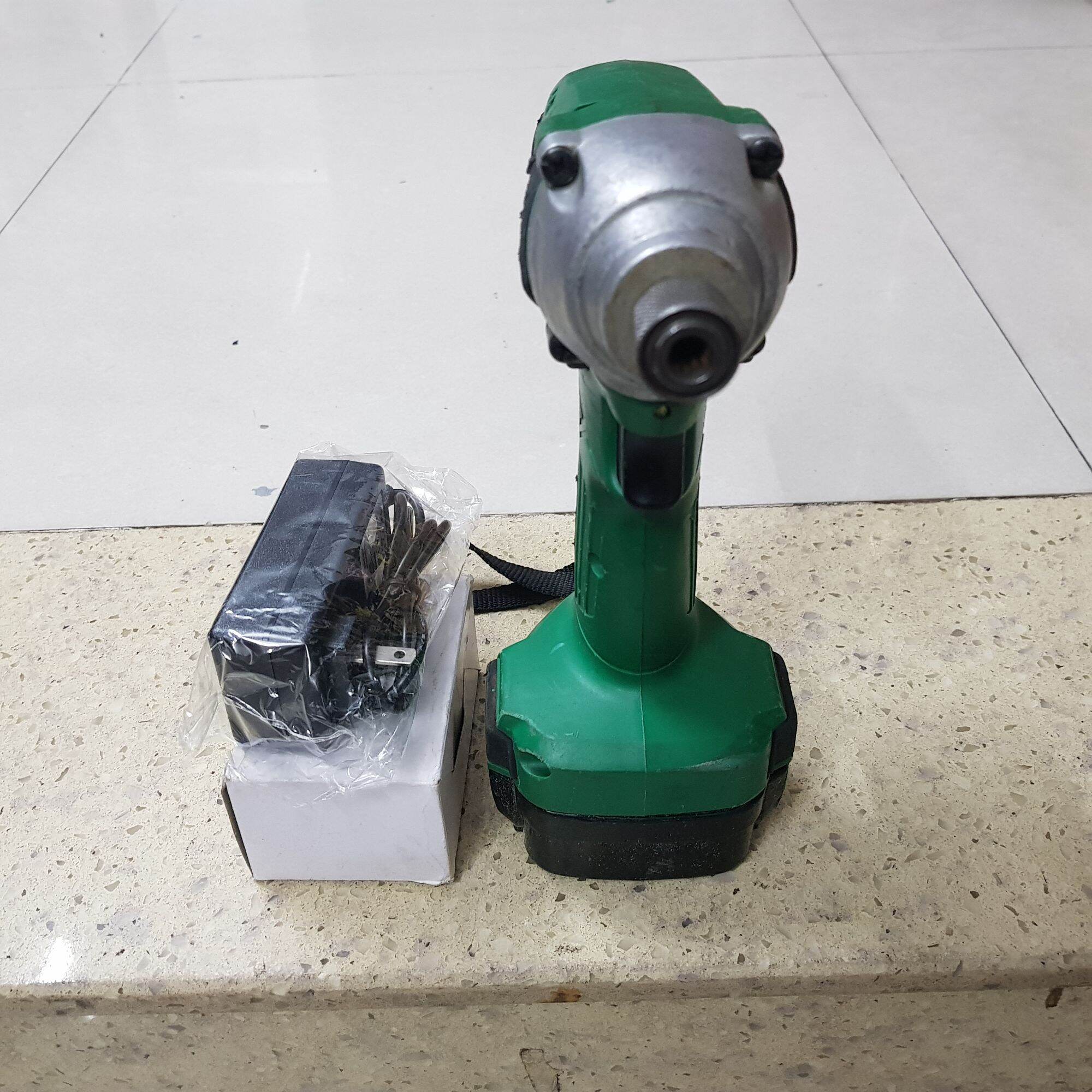 Máy bắn vít Makita M694D nội địa Nhật đời cao