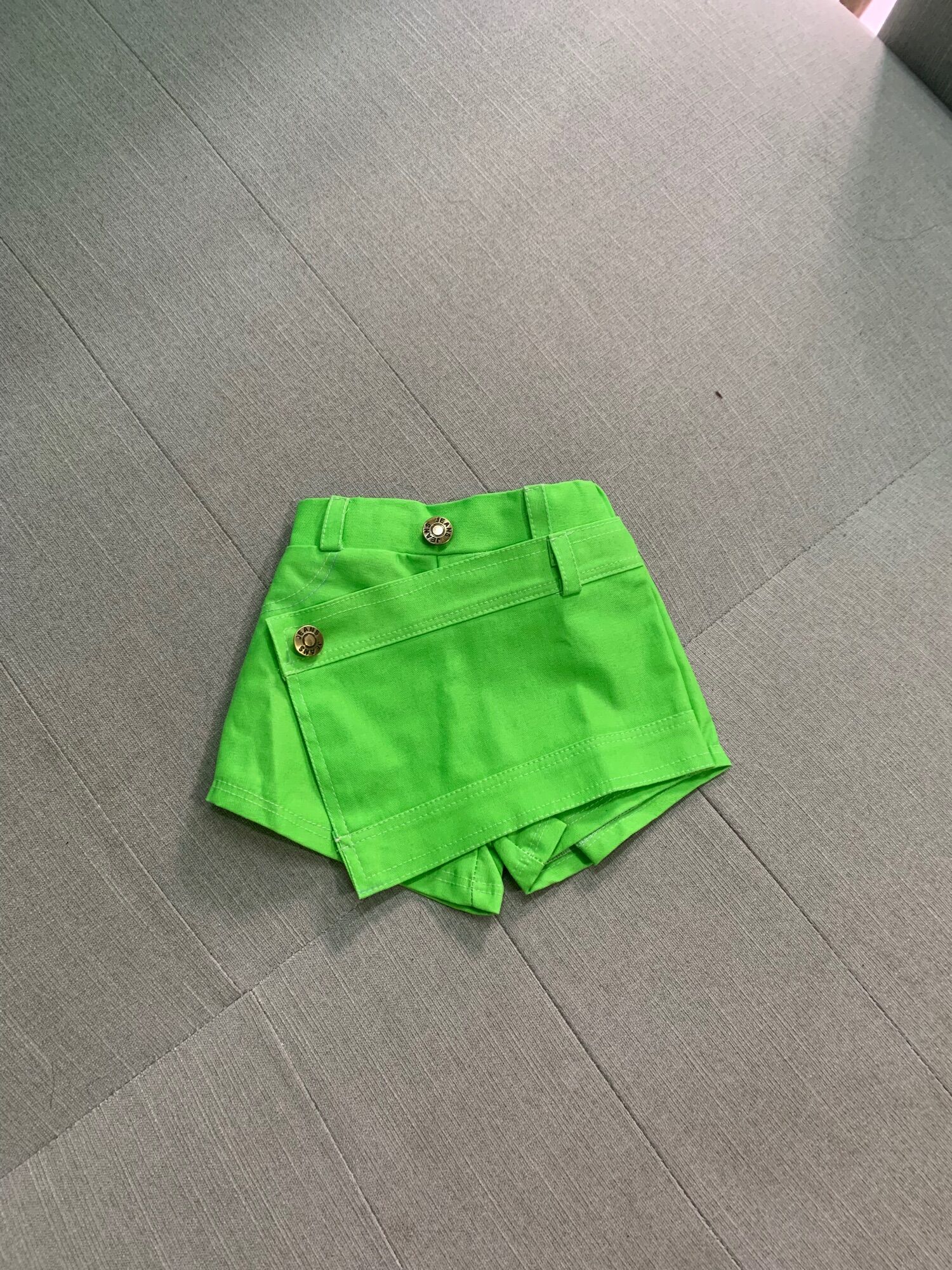 Quần đùi kaki giả váy cho bé