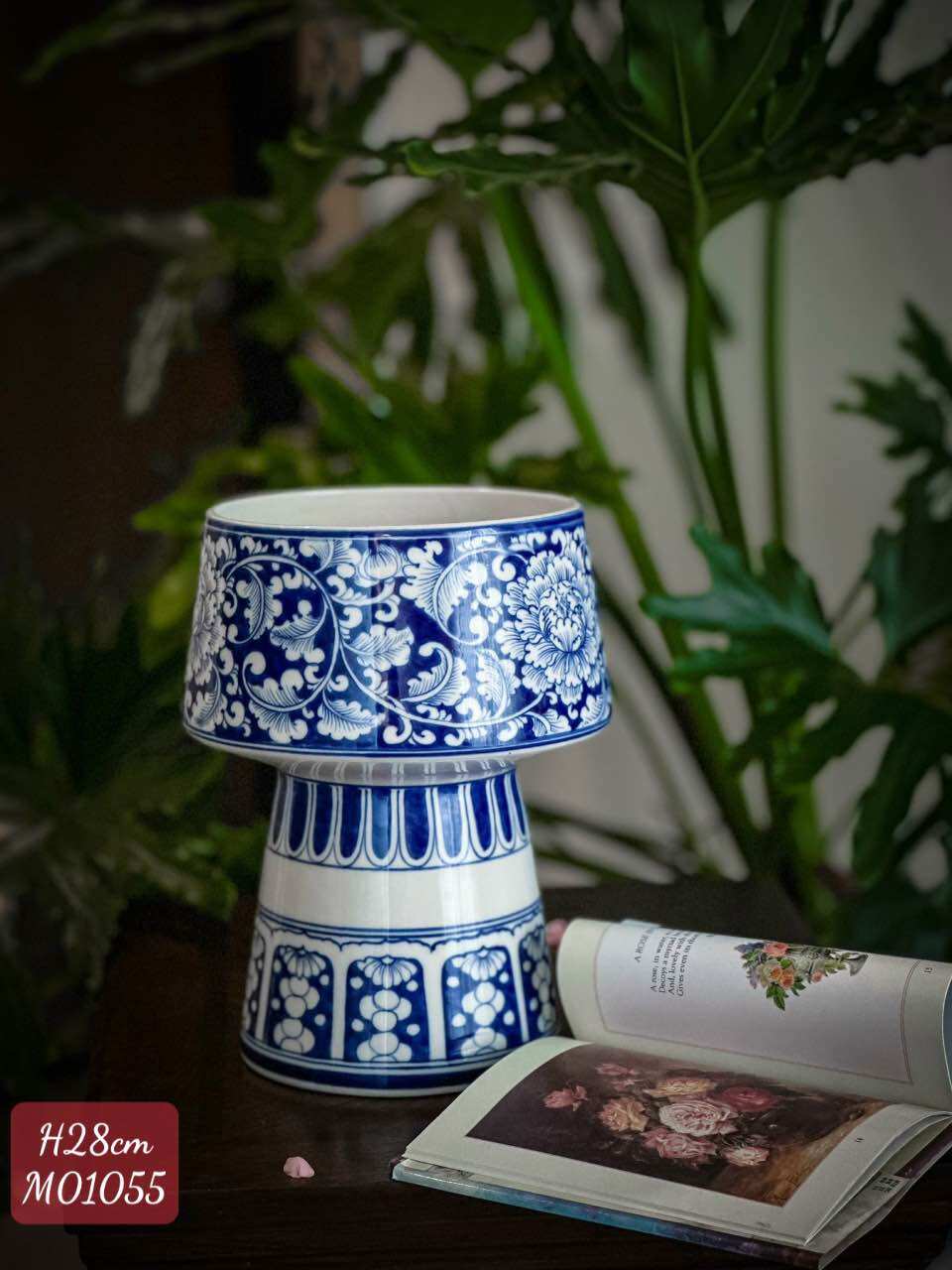 BÌNH CẮM HOA MEN LAM VẼ KĨ THỦ CÔNG GỐM SỨ BÁT TRÀNG.