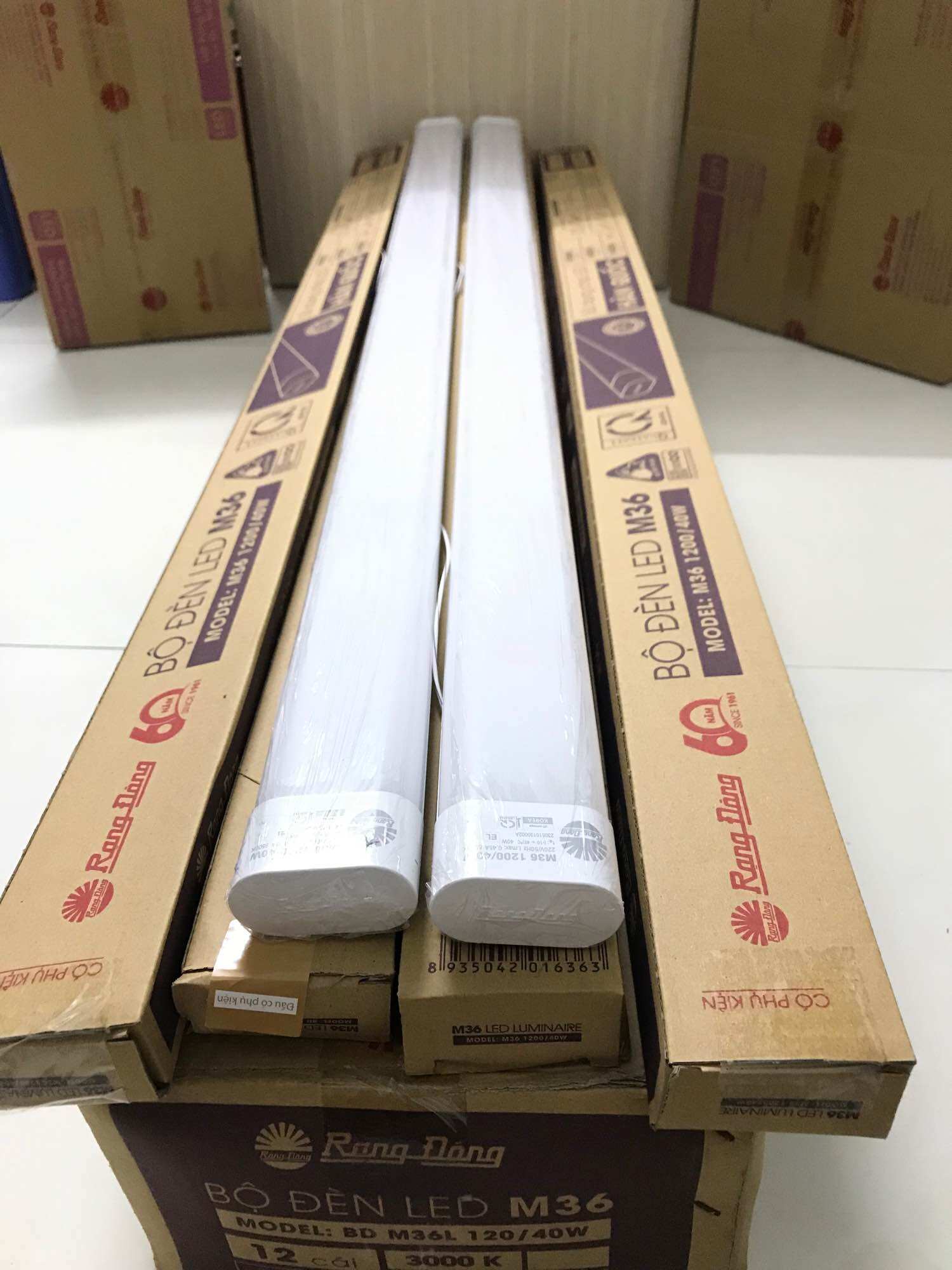 Bóng đèn bán nguyệt M36 1m2 40W Rạng Đông