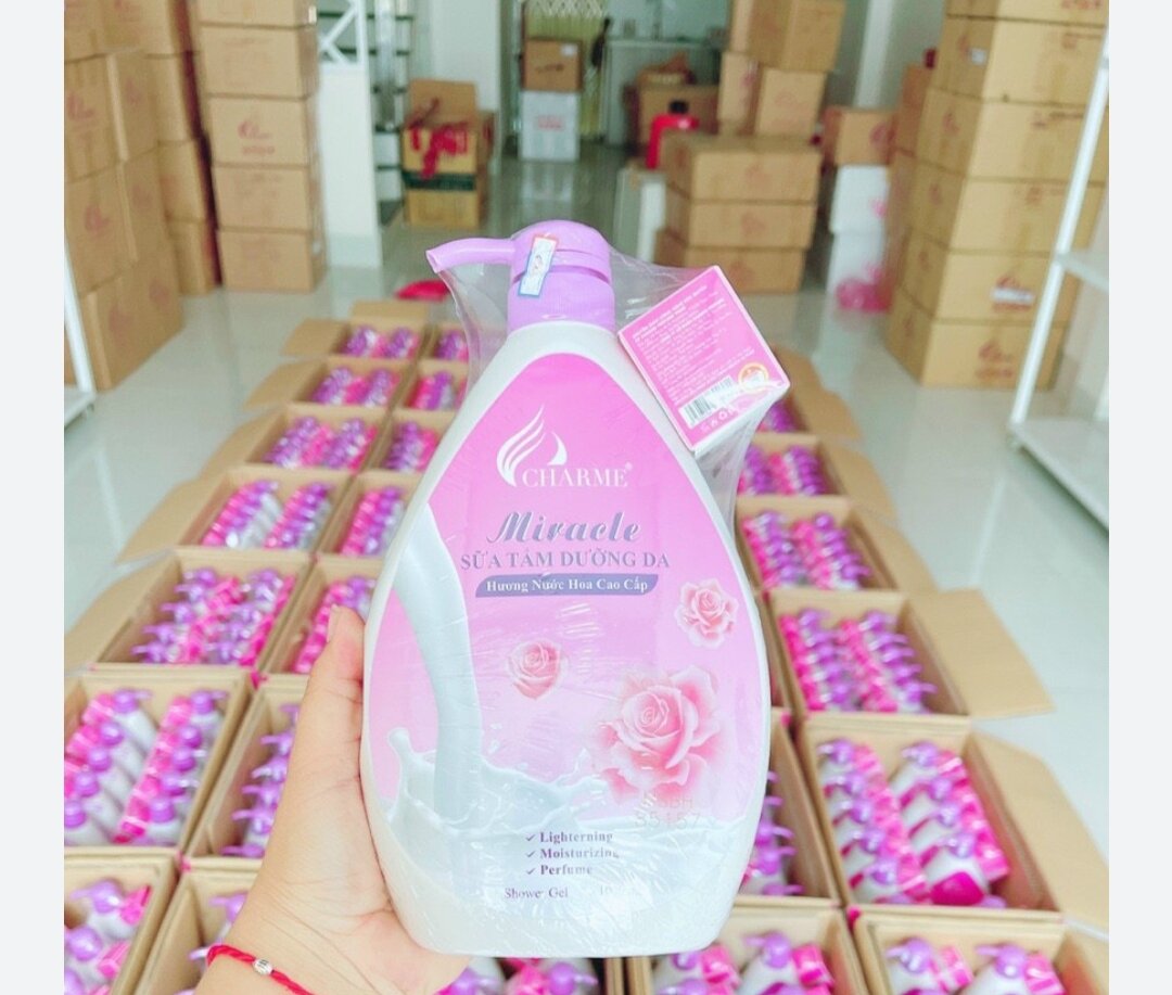 Sữa Tắm Nước Hoa Charme Miracle 1000ml
